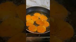 Pakory or barish barish pakory food shortvideo [upl. by Idas18]