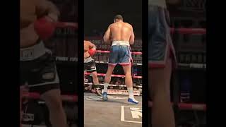 Heavy punchs😱 boxing shorts box shortvideo boxeo shortsvideo knockoutcity shortsfeed usa [upl. by Waugh410]