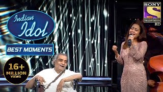 Neha Kakkar हुई Santosh Ji की Story से Emotional दिया एक Special Gift  Indian Idol Season 12 [upl. by Jadd]