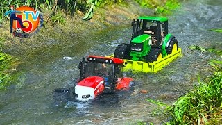 BRUDER TRAKTOR McCORMICK John Deere he fell into a river mud [upl. by Reel635]