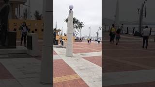 Walking sightseeing on the Malecón Quayaquil Ecuador 🇪🇨 [upl. by Seamus332]