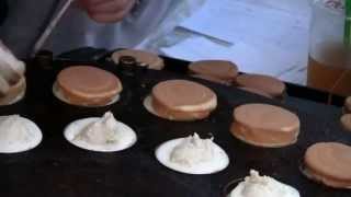 Asian Wheel Cake Chinese Street Food Street Market Food You Must Try [upl. by Mollie]