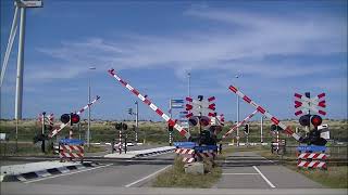 Spoorwegovergang Maasvlakte Rotterdam  Dutch railroad crossing [upl. by Eednas]