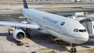 🇸🇦🇵🇰 SAUDIA BUSINESS CLASS Saudia TRIP REPORT  JEDDAH TO KARACHI  SV700  A330300  HZAQ26 [upl. by Joshua]