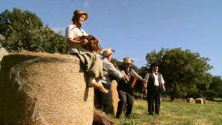 Les Troubadours des Bruyères  Reine des champs [upl. by Arnoldo]