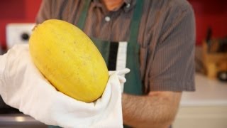 HOW TO PREPARE SPAGHETTI SQUASH [upl. by Chloette]