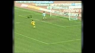 Paul Gascoigne amazing goal PescaraLazio 9293 [upl. by Powder]