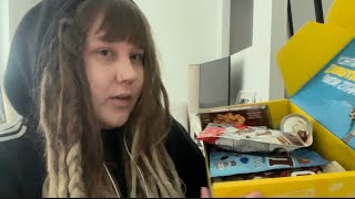 snackpilot boksin unboxaus 1  ASMR SUOMI syömisääniä ja höpöttelyjä kuiskaten [upl. by Mitzi]