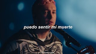 Twenty One Pilots  Heathens  Trees Livestream Version  Español [upl. by Brooke]