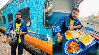 Maza aagaya Humsafar Express mein journey kar ke  Online Food in Train  Indian Railways [upl. by Mintz]