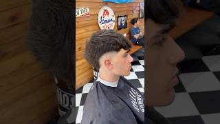 Mohicano Con textura 💈barber barbershop cute haircut [upl. by Amsirac]