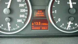 Bmw 325i E90 Instant Fuel Consumption in 6th gear [upl. by Rasmussen]