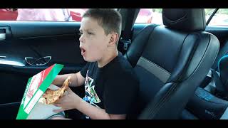 Pizza review Rosatis Pizza [upl. by Tezzil]