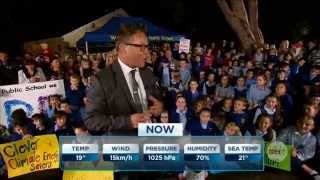 Tim Bailey visits Woronora River Public School  300513 [upl. by Xonel28]