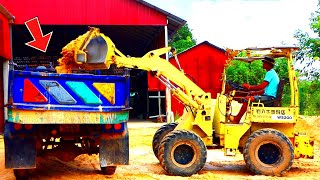 MITSUBISHI Bulldozer Loading Sand Into Dump Truck in this MustSee Video [upl. by Wiltz]