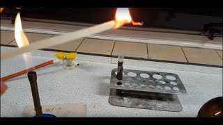 Testing Gases Carbon dioxide oxygen and hydrogen AQA Chemistry 91 [upl. by Khudari209]