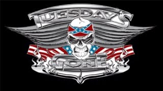 Lynyrd Skynyrd  Tuesdays Gone  Lyrics [upl. by Ehctav]