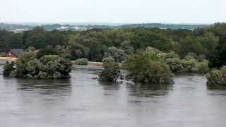 Elbe Hochwasser 12 Juni 2013 in Lüchow Dannenberg Aussichtsturm Langendorf [upl. by Esinrahc90]