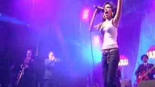 Amy Winehouse  Valerie live at Eurockeennes [upl. by Deutsch644]