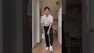 How to style the new balance 9060 sneaker grwm outfitideas springoutfit newbalance stylingtips [upl. by Golding668]