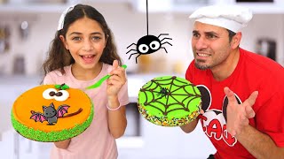 Serunya Tantangan Kue Halloween dengan Heidi dan Ayah 🦇 [upl. by Alleroif]