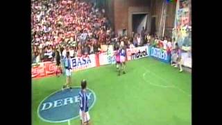 EL MEJOR GOL DE MARADONA Y EL GOMAZO DE TINELLI EN RITMO DE LA NOCHE [upl. by Analad818]