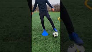 Single Cone Ball Mastery Drills 👟⚽️ footballskills soccer soccerskills skills footballtricks [upl. by Odo]