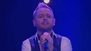 Derek Ryan  Scottish Medley  Live DVD [upl. by Nylleoj]