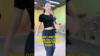 Homeworkout Kiat Jud dai Aerobic Yoga Fitnesblender Musculos FitTuber YogawithAdriene ChloeTing o8kf [upl. by Levon]