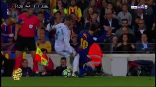 Look at what Lionel Messi did to Sergio Ramos after he fouled Suarez ▶ RMA VS FCB 11 06052017 [upl. by Dareg9]