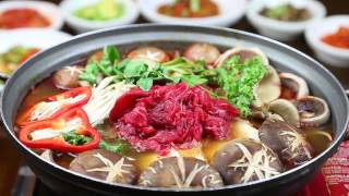 MADANGSUI Sogogi Beoseot Jeongol  Hot Pot of Beef and Mushrooms [upl. by Sadie]