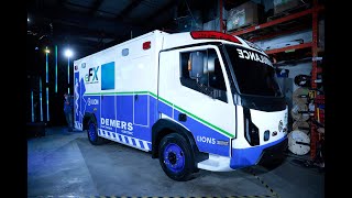 Vidéo  Témoignages lancement ambulance électrique eFX  Testimonial intro electric ambulance eFX [upl. by Cohette]