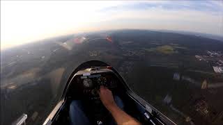 Platzrunde am Flugplatz Oerlinghausen EDLO [upl. by Chavey100]