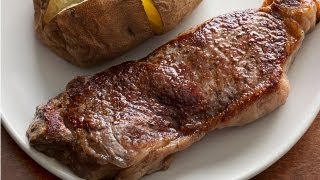 How to Make an Easy PanSeared Steak  The Easiest Way [upl. by Okubo670]