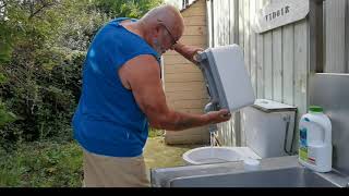 HOW TO EMPTY THE PORTA POTTI 365 THE CAMPSITE [upl. by Windsor206]