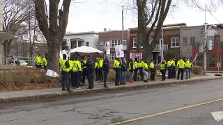 Les impacts de la grève de Postes Canada se poursuivent dans la région [upl. by Mareld]