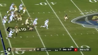 Army loses 25 yards in one play after botched snap vs Navy [upl. by Rephotsirhc]