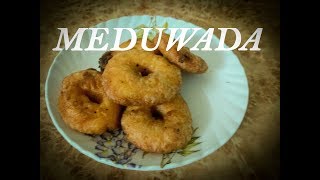 मेदू वडा  How To Make Crispy Medu Vada  South Indian Recipes  Medu Vada Video [upl. by Euqinad]