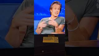 Timothy Olyphant Pretends Well On Conan Godblessyou timothyolyphant teamcoco funny laugh fun [upl. by Heyra]