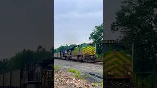 NS 1072 Illinois Terminal leads 10K in Blandon PA trains railfan ns1072 norfolksouthern [upl. by Luoar]