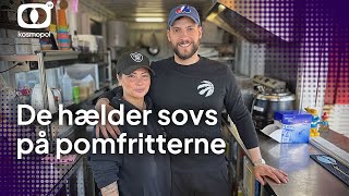 Vild med gademad Kærestepar laver de bedste pomfritter mod tømmermænd 24 [upl. by Shaylah255]