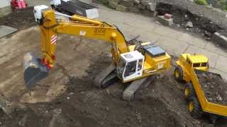 RC EXCAVATOR LIEBHERR 944 BIG RC EQUIPMENT HEAVY RC MACHINES RC LIVE ACTION TOYS [upl. by Atnaloj942]