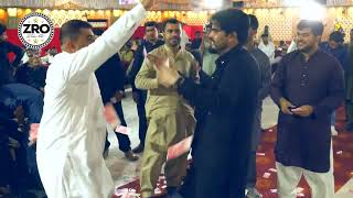 Inj lagdy Chan mahiya Naway Sajan bana lay nee Zeeshan Rokhri Live [upl. by Anaitsirc48]