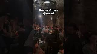 Prag’ın merkezinde ortaçağ’dan kalma bir mekan ve ortaçağ eğlencesi prague travel prag [upl. by Hayifas]