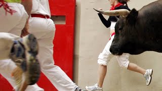 Retour de San Fermin à Pampelune  lâcher de taureaux après deux ans de pandémie [upl. by Frangos]