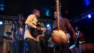 Cheick Siriman SISSOKO Duo 4 Yacouba Koné guitare et Seyba Diabaté kora [upl. by Yt]