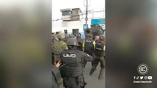 13 GUÍAS PENITENCIARIOS FUERON LIBERADOS DE LA CÁRCEL DE AMBATO [upl. by Rinna]