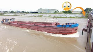 Empty barges still deliberately cross dangerous rapids despite warnings [upl. by Nisior46]