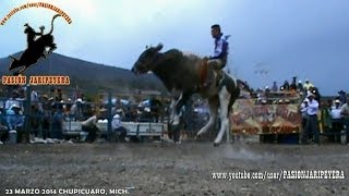 ¡QUEDA ESPECTACULAR PUÑOS DE HIERRO vs NIÑO DE LA SIERRA LOS DESTRUCTORES CHUPICUARO 2014 [upl. by Harrod]