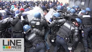 Incidents lors dune évacuation de force dune prison  FleuryMérogis 91  France 24 janvier 2018 [upl. by Ekusuy]